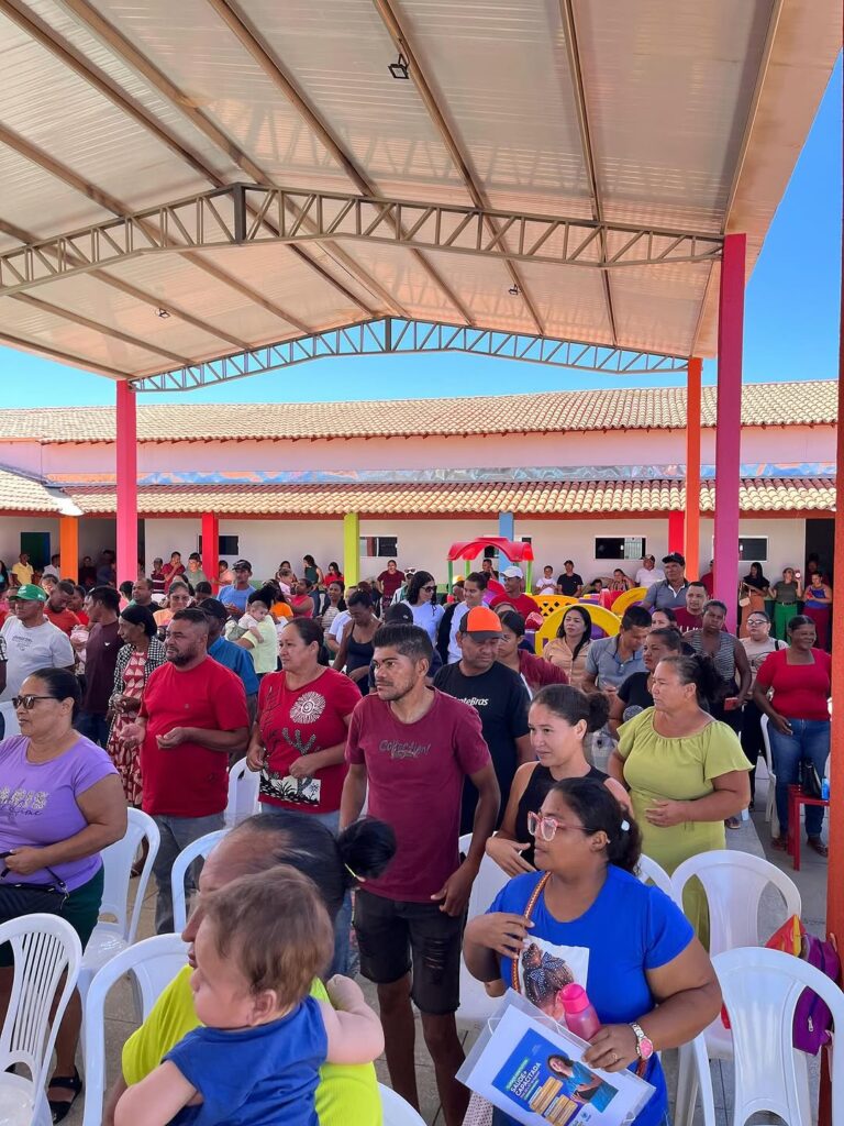 539476621_17868814485429332_2738637654221727669_n-768x1024 Fartura do Piauí celebra assinatura de 91 contratos do Minha Casa Minha Vida Rural